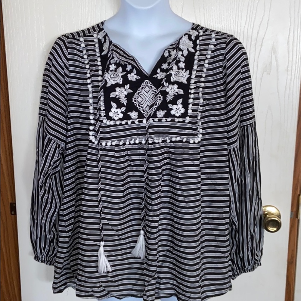 Ladies Blouse, NWT